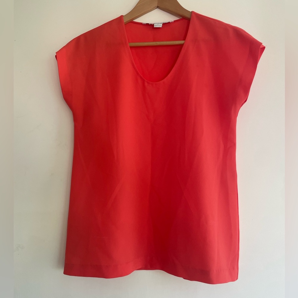 Diane Von Furstenberg short sleeve red orange polyester blouse Size Petite